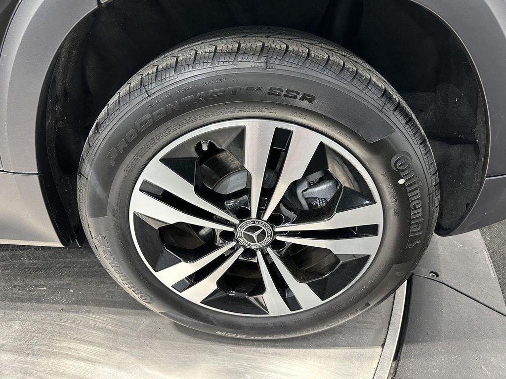 used 2026 Mercedes-Benz GLB 250 car, priced at $46,900