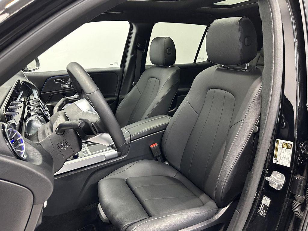 used 2026 Mercedes-Benz GLB 250 car, priced at $46,900