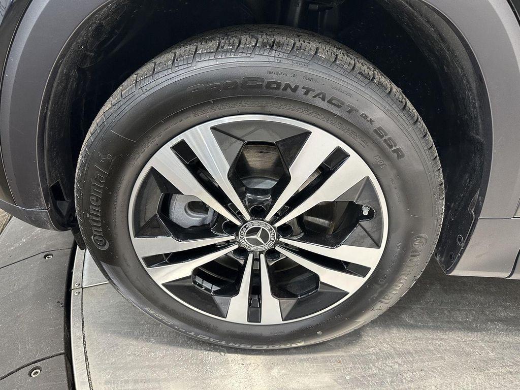 used 2026 Mercedes-Benz GLB 250 car, priced at $46,900