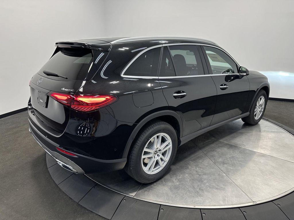 new 2026 Mercedes-Benz GLC 300 car, priced at $59,085
