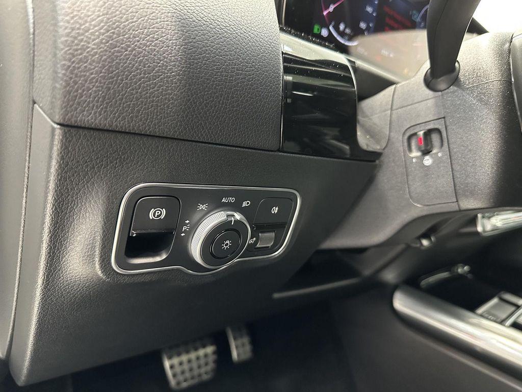 used 2026 Mercedes-Benz GLA 250 car, priced at $44,900