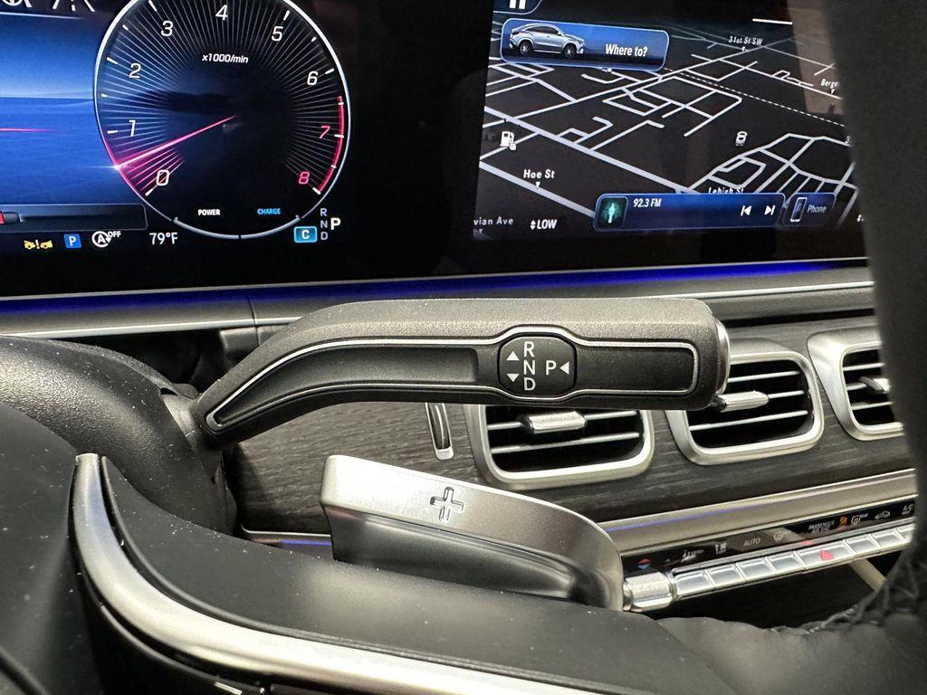 new 2026 Mercedes-Benz GLE 450 car, priced at $92,240