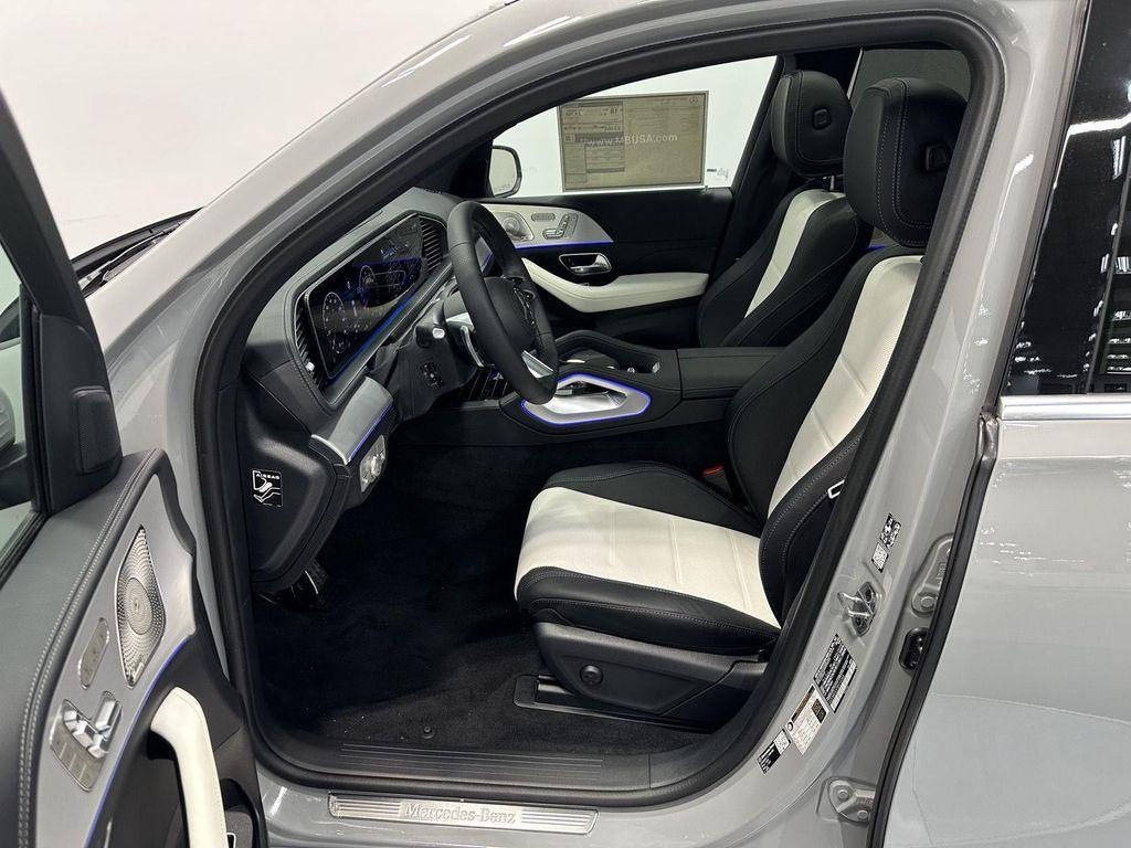 new 2026 Mercedes-Benz GLE 580 car, priced at $104,480