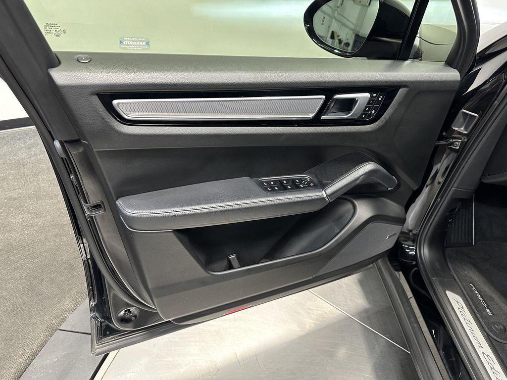 used 2022 Porsche Cayenne car, priced at $55,400