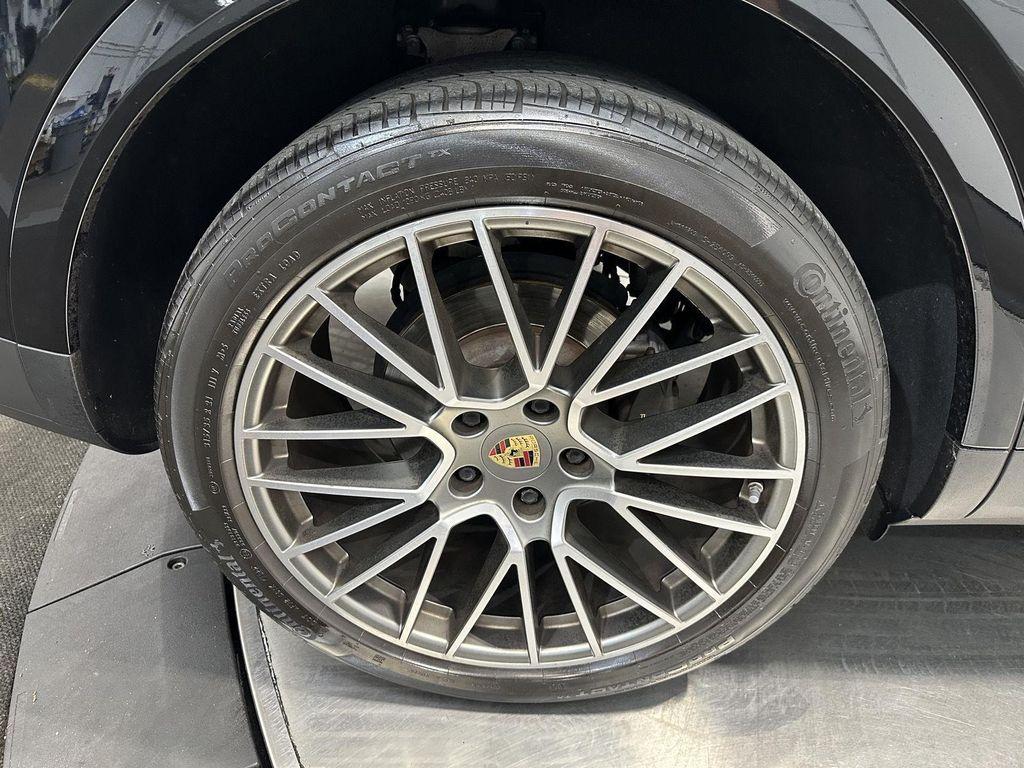 used 2022 Porsche Cayenne car, priced at $55,400