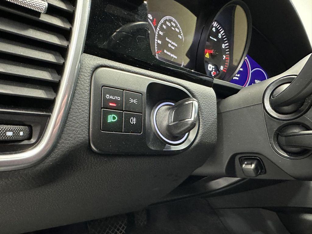 used 2022 Porsche Cayenne car, priced at $55,400