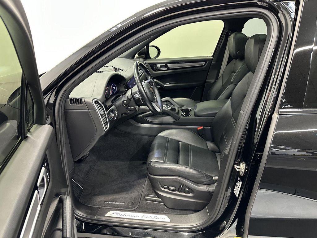 used 2022 Porsche Cayenne car, priced at $55,400
