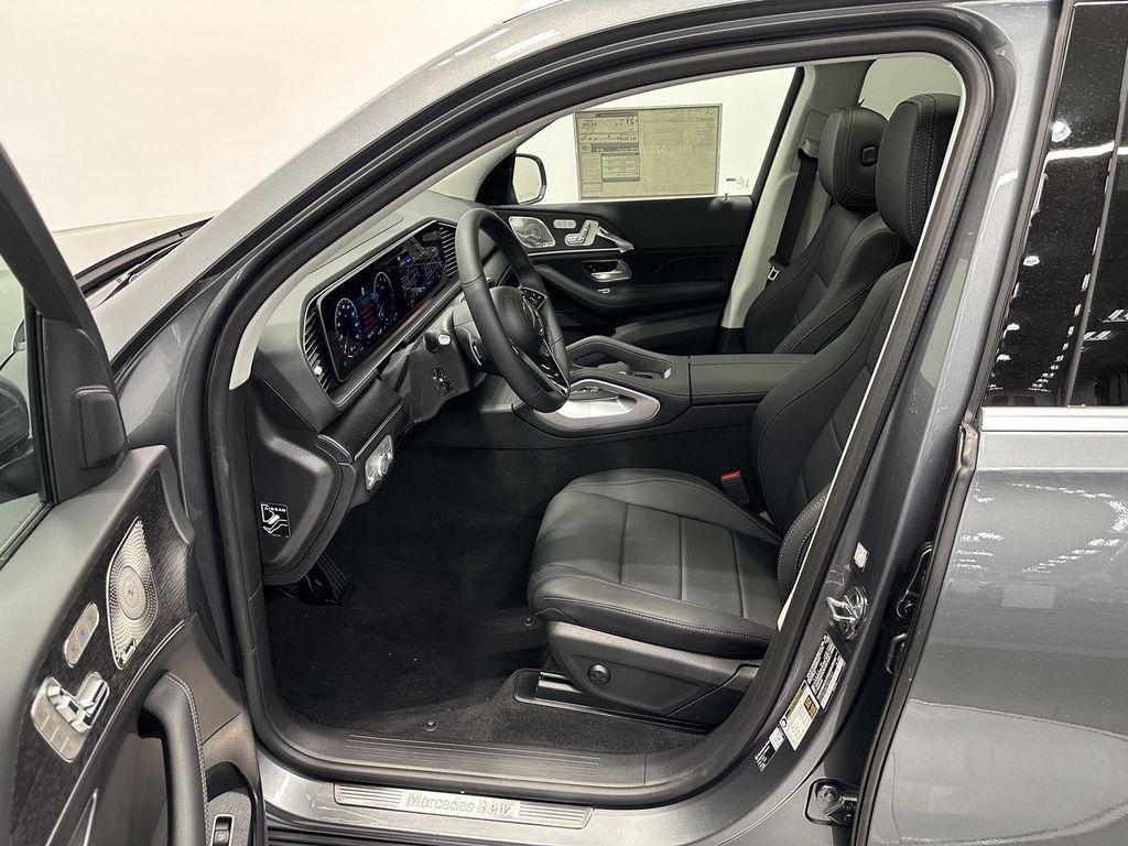 new 2026 Mercedes-Benz GLE 450 car, priced at $79,225