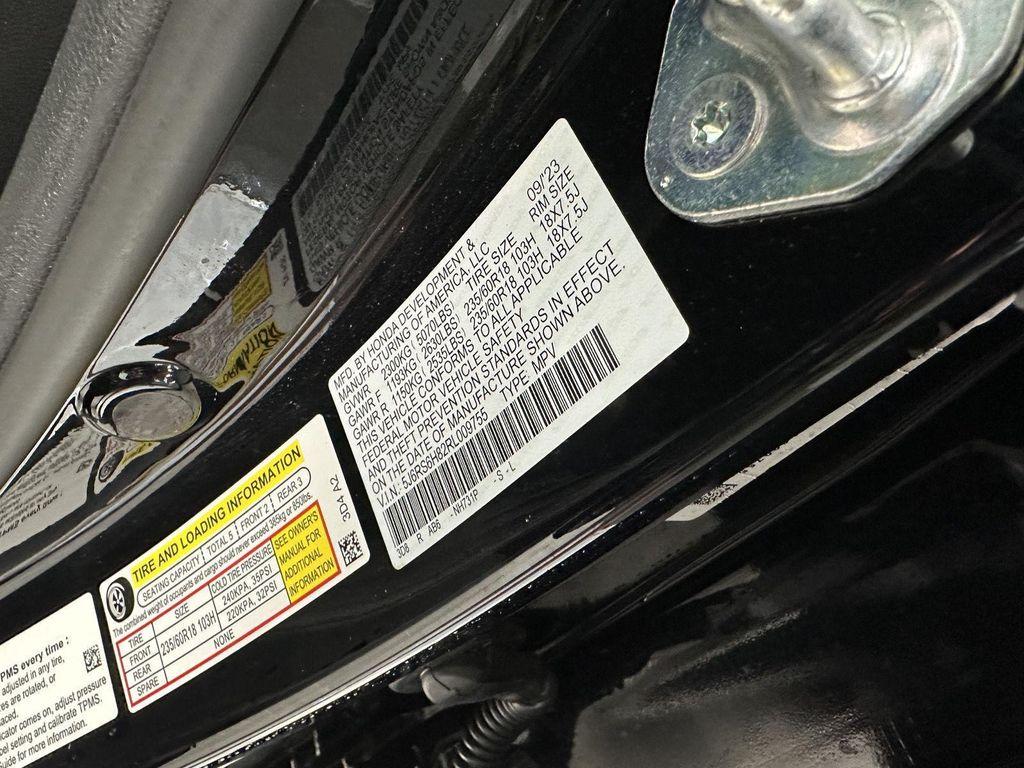 used 2024 Honda CR-V Hybrid car, priced at $33,900