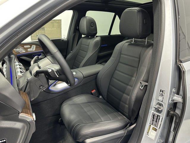 new 2025 Mercedes-Benz GLE 580 car, priced at $94,495
