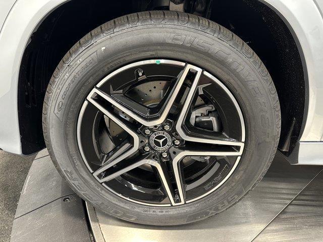 new 2025 Mercedes-Benz GLE 580 car, priced at $94,495