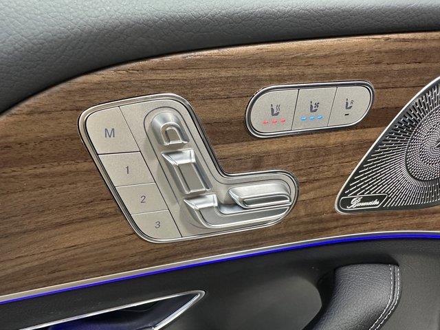 new 2025 Mercedes-Benz GLE 580 car, priced at $94,495