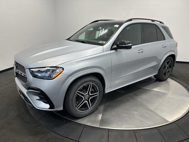 new 2025 Mercedes-Benz GLE 580 car, priced at $94,495