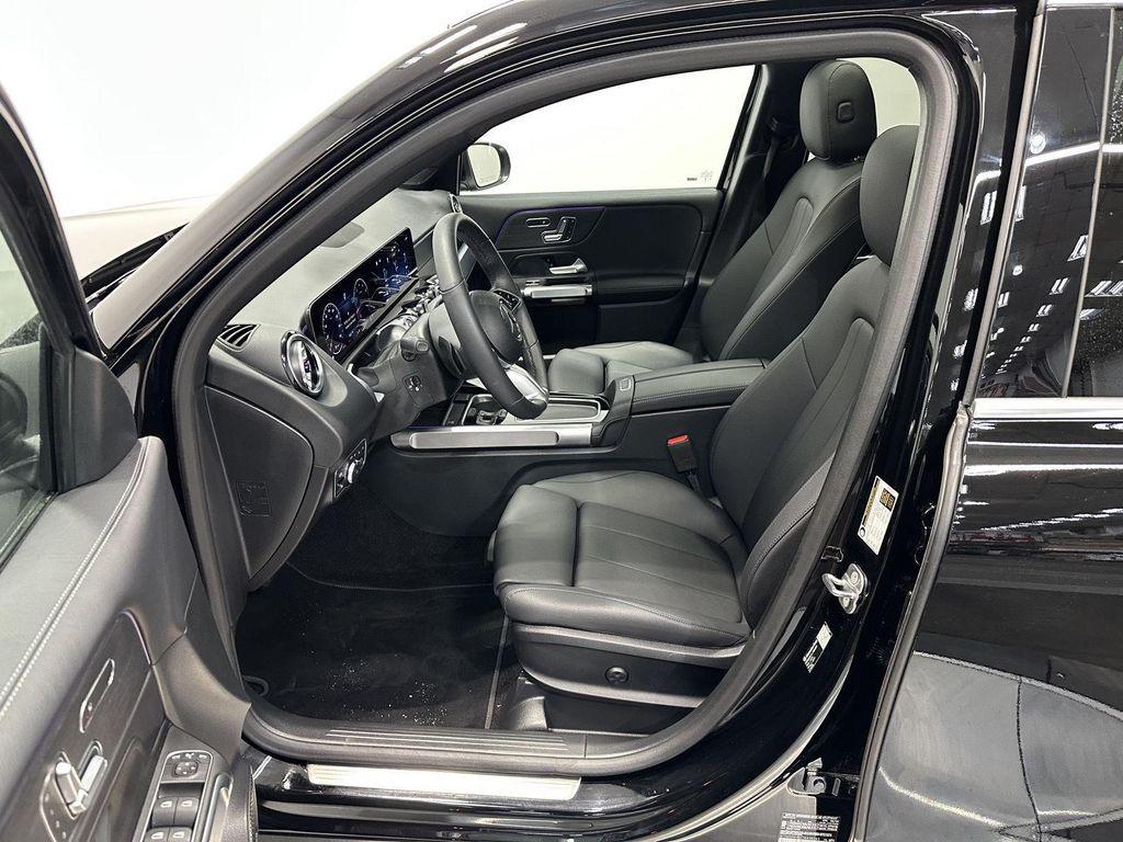 used 2026 Mercedes-Benz GLB 250 car, priced at $44,400