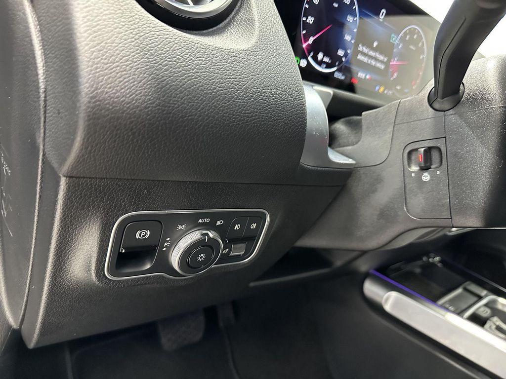 used 2026 Mercedes-Benz GLB 250 car, priced at $44,400