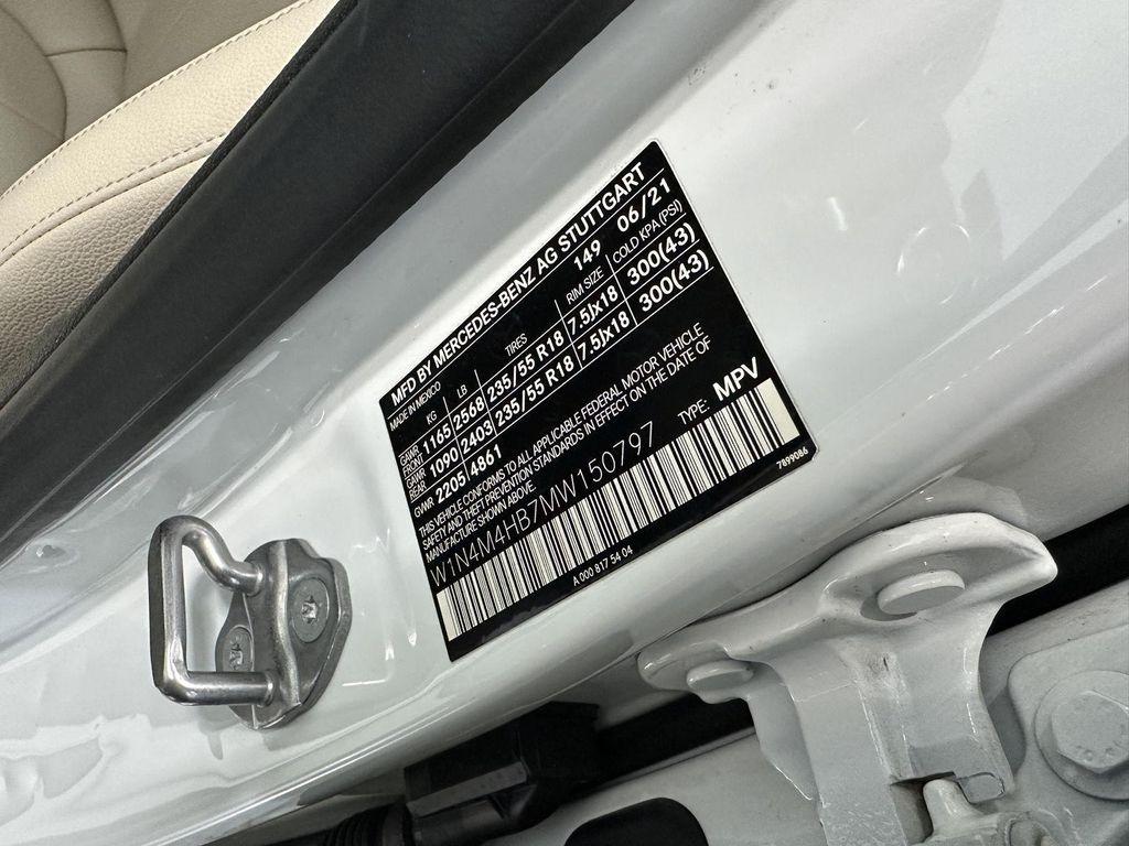 used 2021 Mercedes-Benz GLB 250 car, priced at $26,400