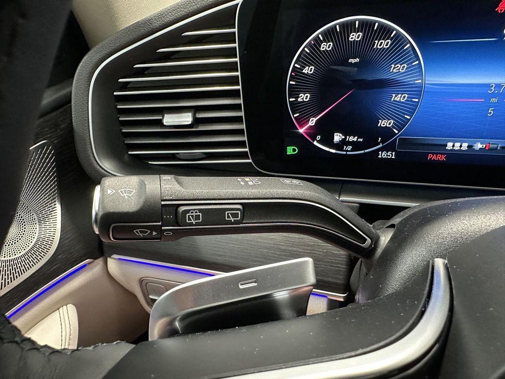 new 2026 Mercedes-Benz GLE 450 car, priced at $81,670