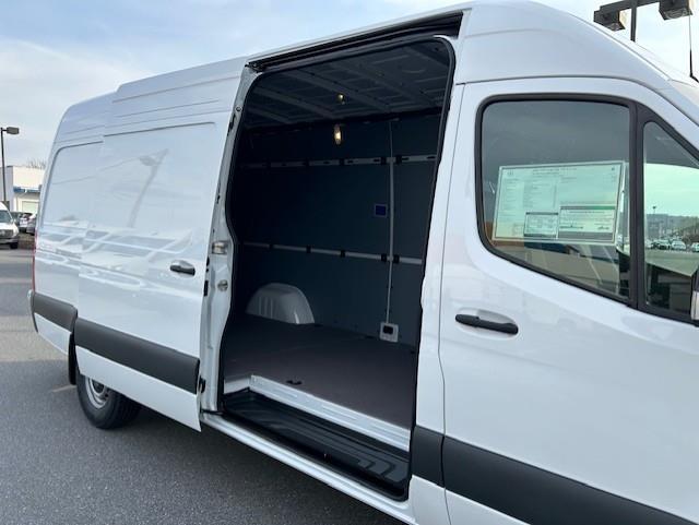 new 2026 Mercedes-Benz Sprinter 2500 car, priced at $65,689