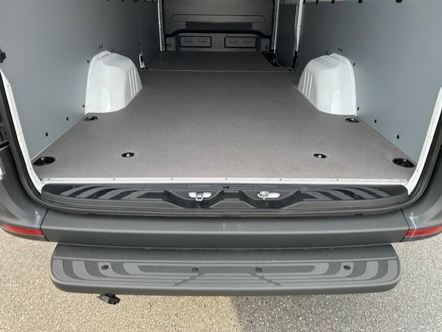 new 2026 Mercedes-Benz Sprinter 2500 car, priced at $65,689