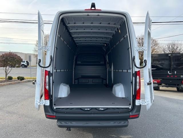 new 2026 Mercedes-Benz Sprinter 2500 car, priced at $65,689