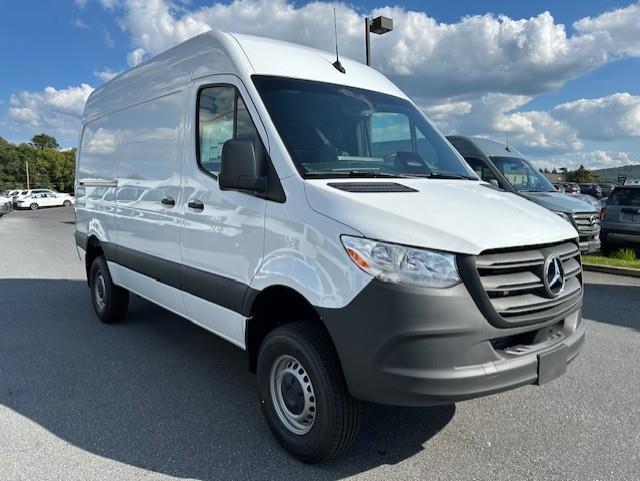 new 2025 Mercedes-Benz Sprinter 2500 car, priced at $64,079