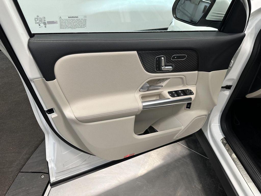 used 2026 Mercedes-Benz GLA 250 car, priced at $39,900