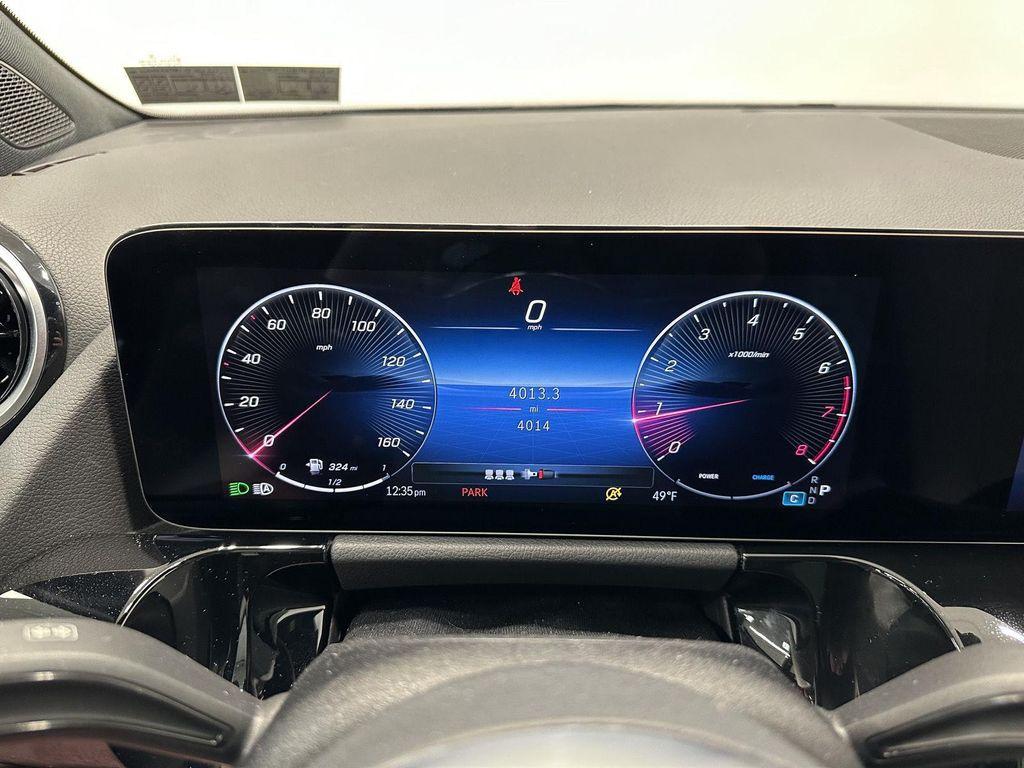 used 2026 Mercedes-Benz GLA 250 car, priced at $39,900