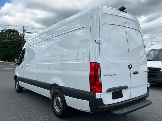 new 2025 Mercedes-Benz Sprinter 2500 car, priced at $58,687
