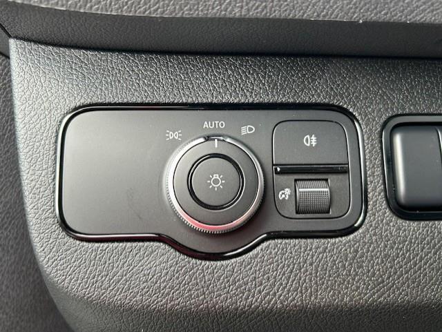 new 2025 Mercedes-Benz Sprinter 2500 car, priced at $58,687