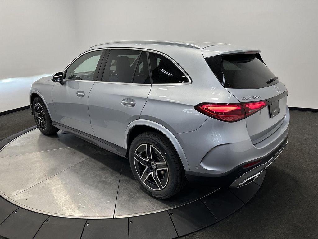 new 2026 Mercedes-Benz GLC 300 car, priced at $61,160