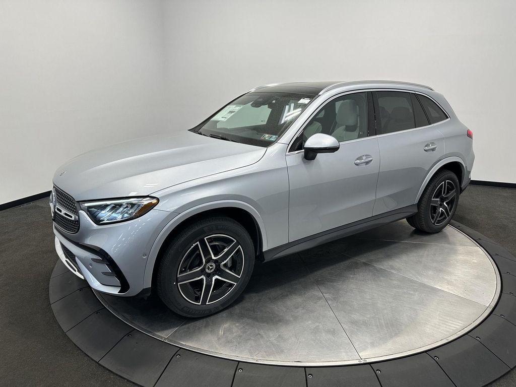 new 2026 Mercedes-Benz GLC 300 car, priced at $61,160