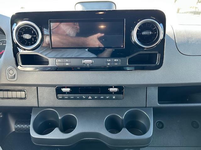 new 2025 Mercedes-Benz Sprinter 2500 car, priced at $67,598