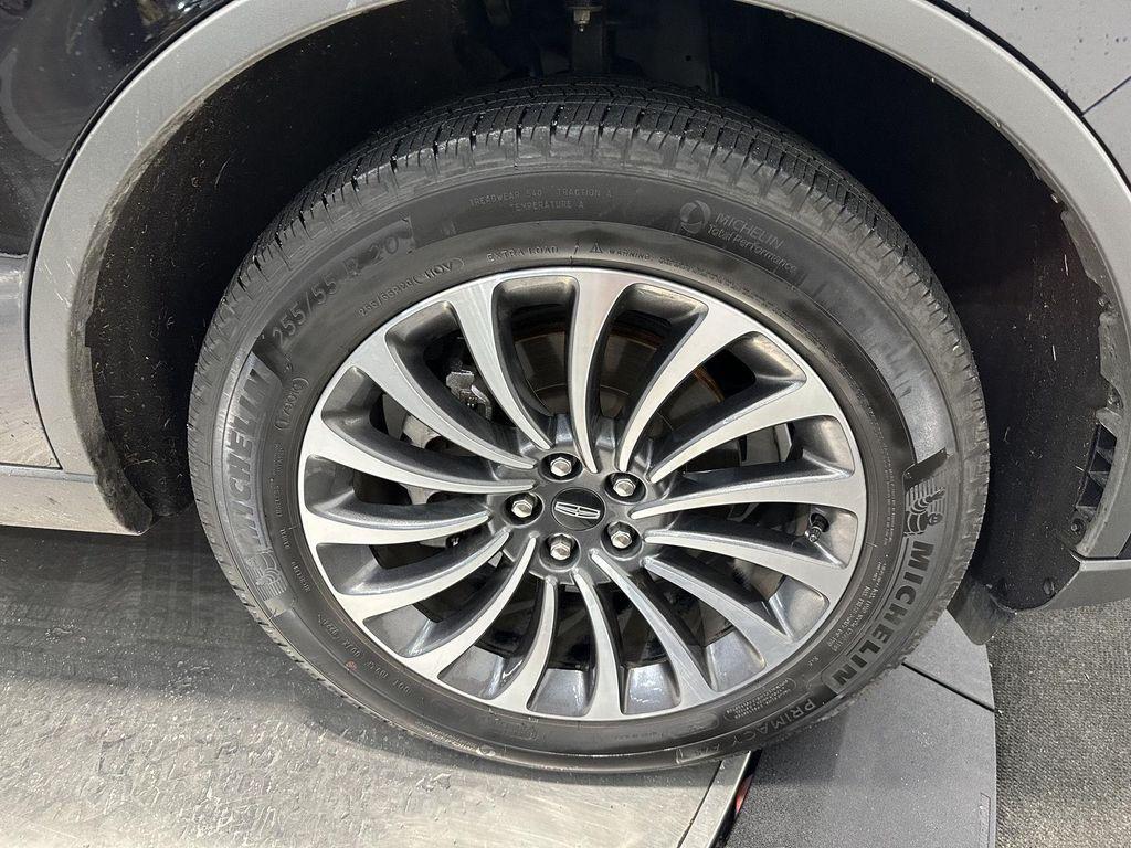 used 2024 Lincoln Aviator car, priced at $46,900