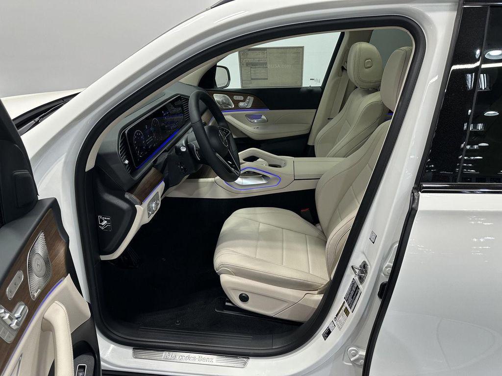 new 2026 Mercedes-Benz GLE 450 car, priced at $80,725