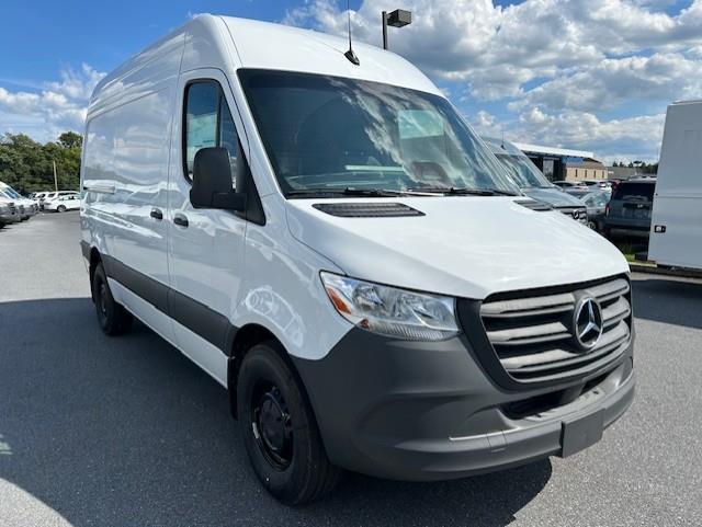 new 2025 Mercedes-Benz Sprinter 2500 car, priced at $60,183