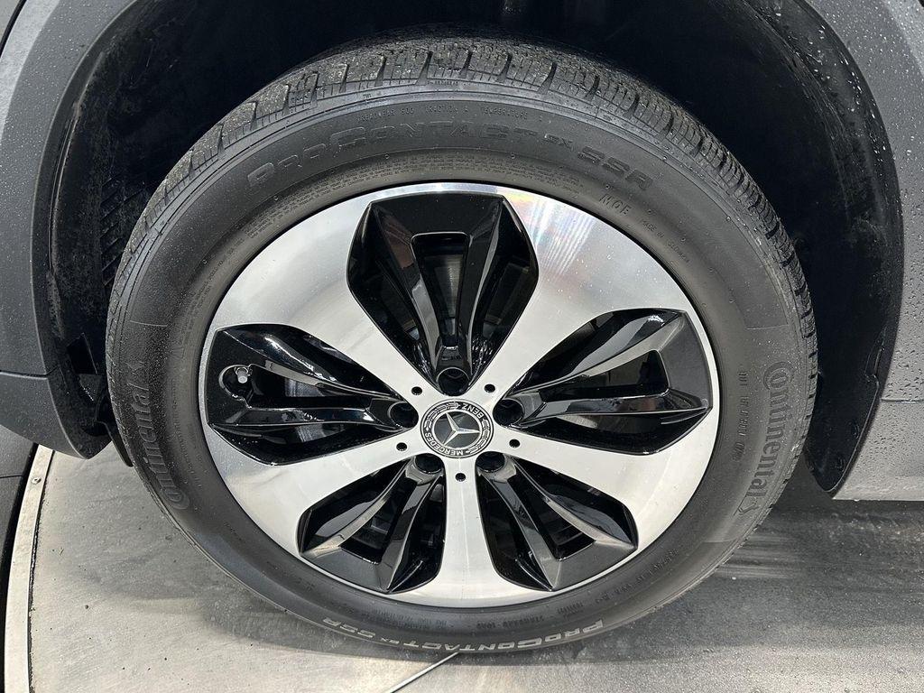 used 2026 Mercedes-Benz GLA 250 car, priced at $44,900