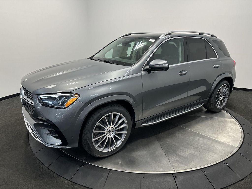 new 2026 Mercedes-Benz GLE 450 car, priced at $82,685