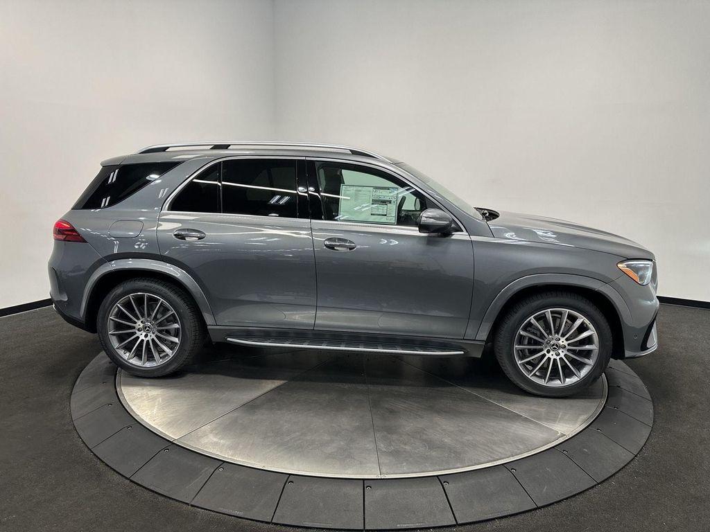 new 2026 Mercedes-Benz GLE 450 car, priced at $82,685