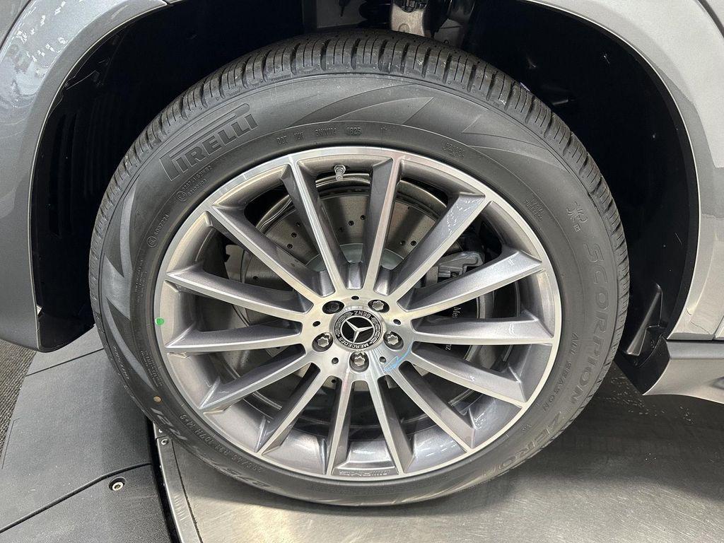 new 2026 Mercedes-Benz GLE 450 car, priced at $82,685