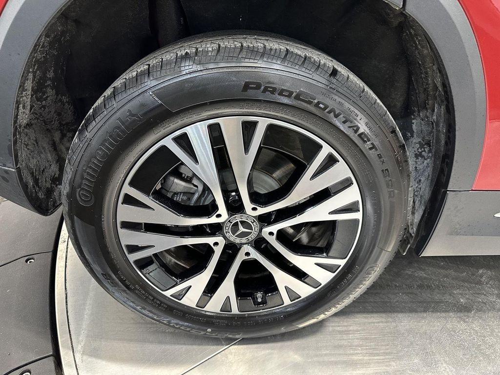 used 2026 Mercedes-Benz GLA 250 car, priced at $42,900