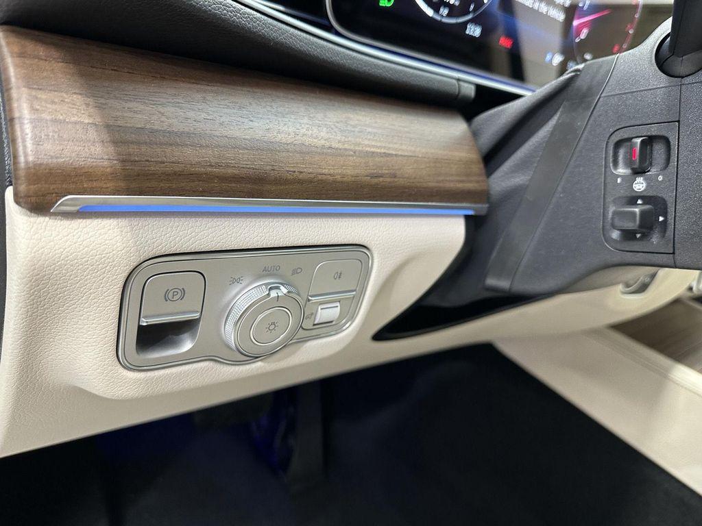 new 2026 Mercedes-Benz GLE 450 car, priced at $81,240