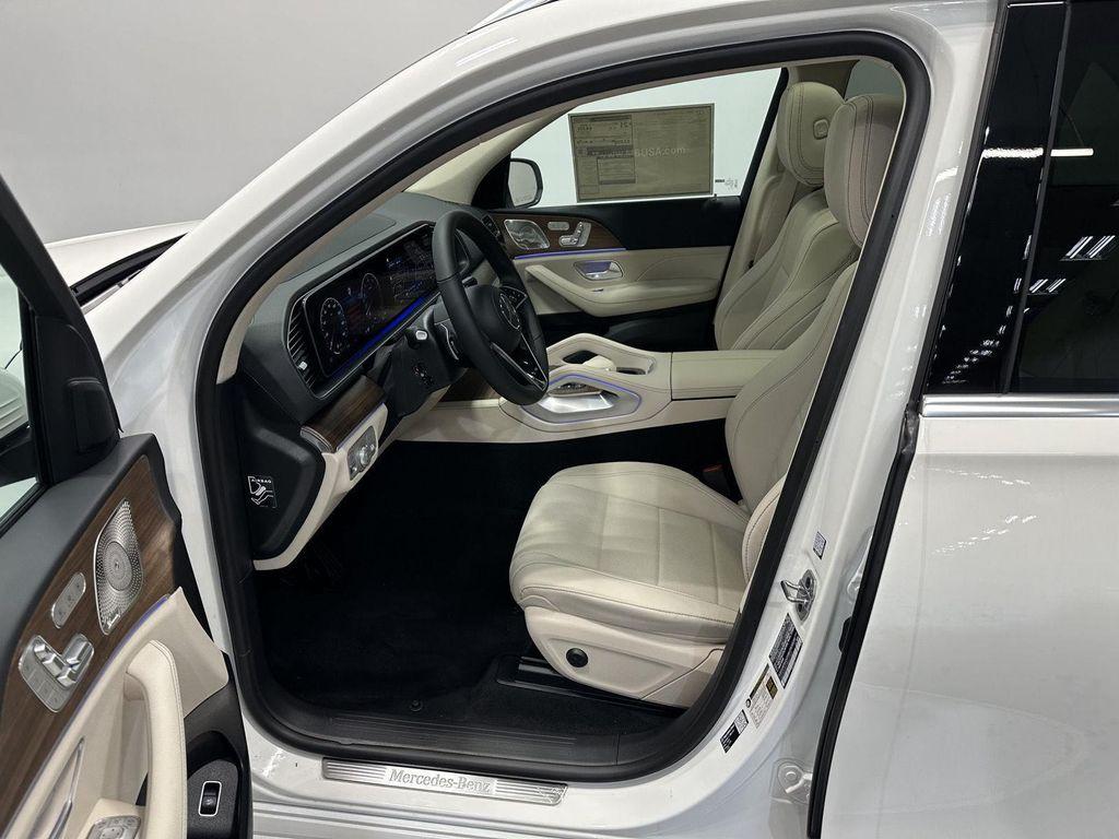 new 2026 Mercedes-Benz GLE 450 car, priced at $81,240
