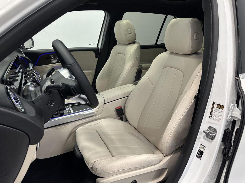 new 2026 Mercedes-Benz GLB 250 car, priced at $53,325
