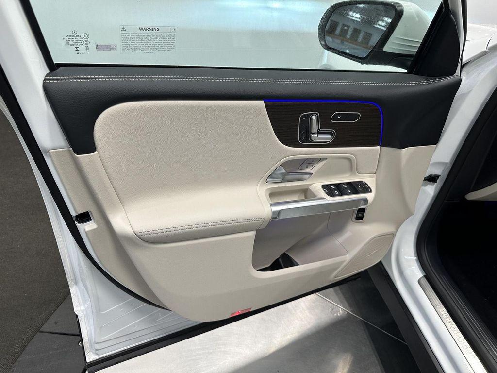 new 2026 Mercedes-Benz GLB 250 car, priced at $53,325