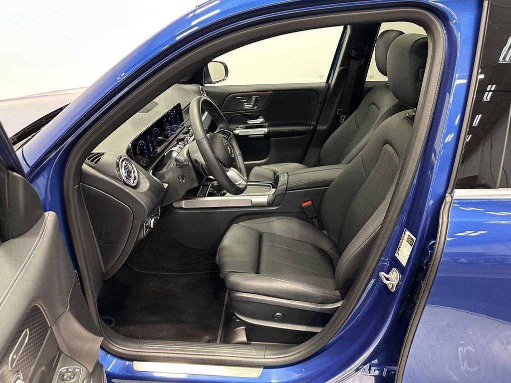 used 2025 Mercedes-Benz GLB 250 car, priced at $42,400