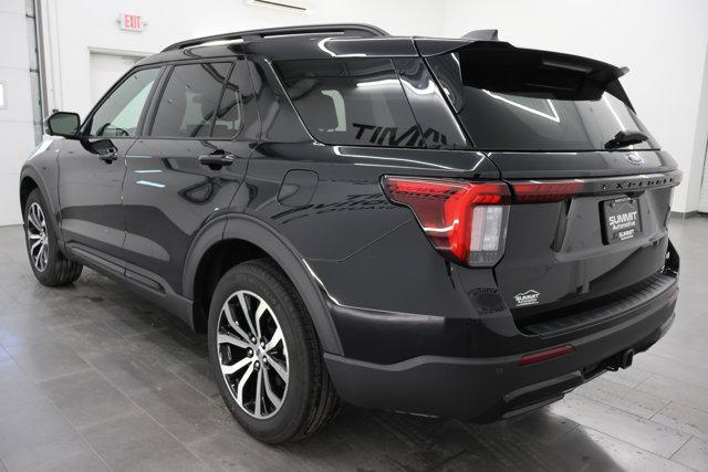 used 2025 Ford Explorer car, priced at $39,999