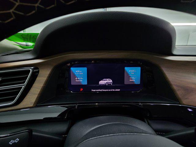 used 2025 Volkswagen Atlas car, priced at $35,991