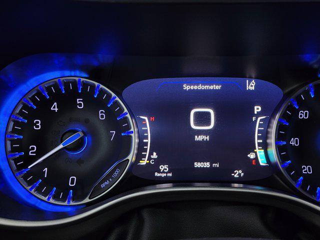 used 2024 Chrysler Pacifica car