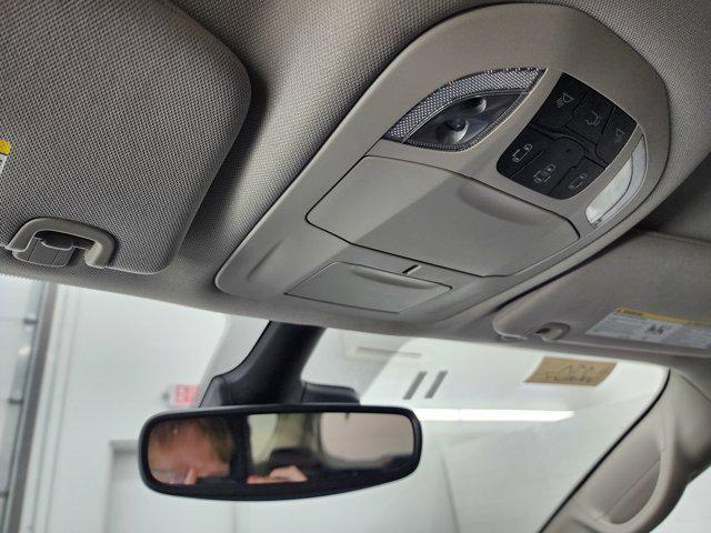 used 2024 Chrysler Pacifica car