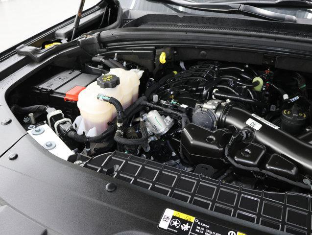 used 2023 Jeep Grand Cherokee car, priced at $34,999